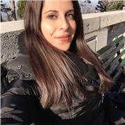 Laureata in Lingue e Letterature del Mondo Moderno, Laureanda in Lingue Moderne per la Comunicazione Internazionale impartisce lezioni private di inglese a studenti di scuole medie e superiori